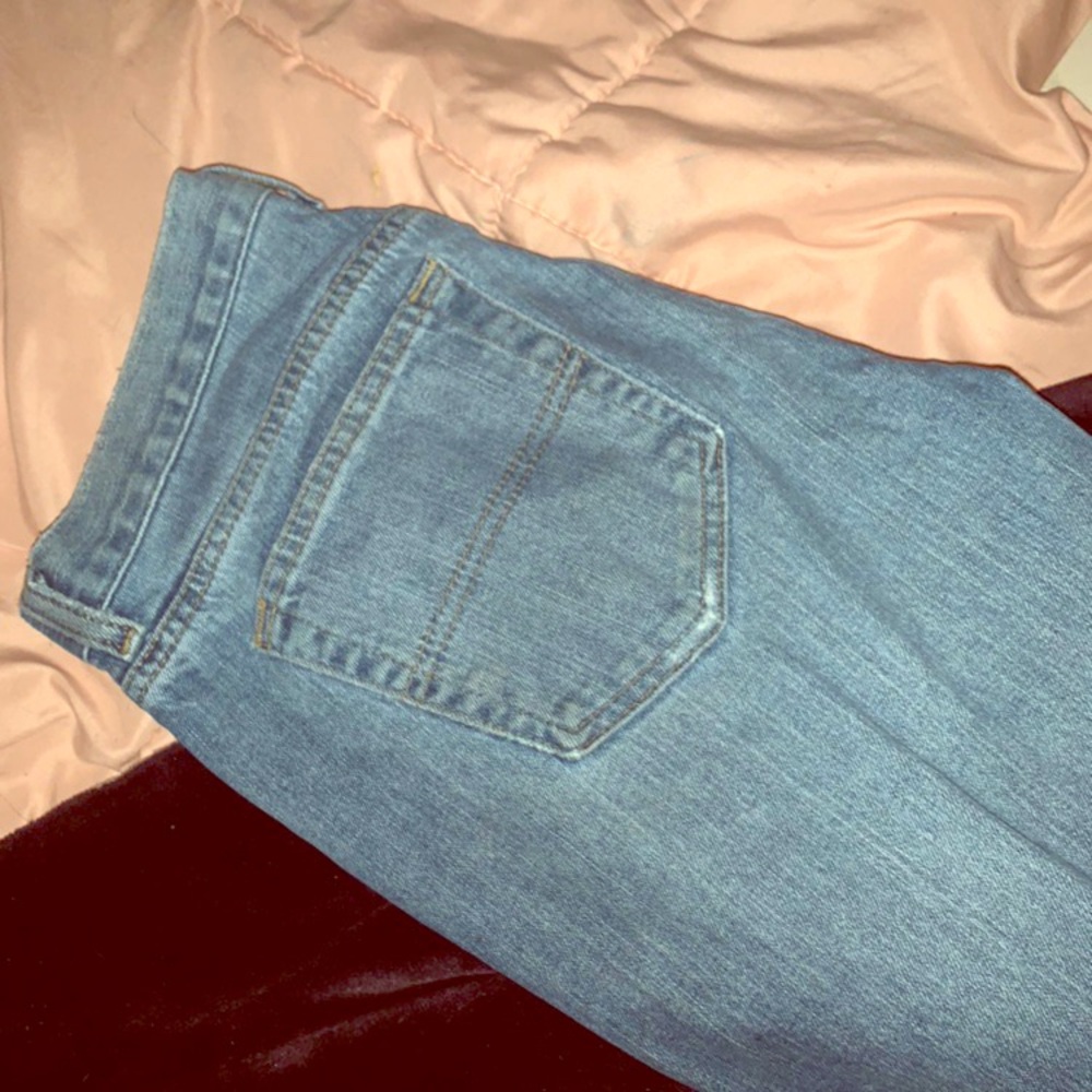 Toy Hilfiger low rise light wash vintage jeans